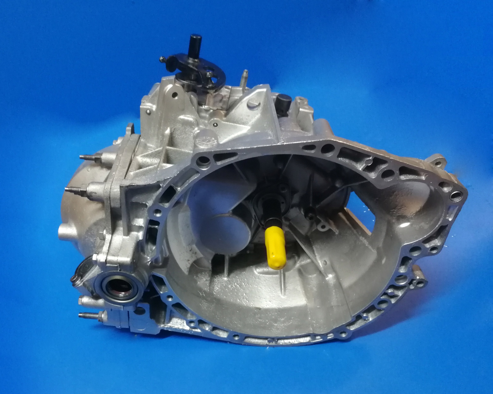 Skrzynia biegów Peugeot 5008 2.0 HDI - 6-Biegów - Symbol:20Mb50 - Image 3