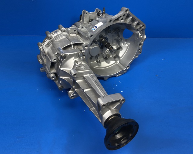 Skrzynia biegów Volkswagen Transporter T4 2.4 D - symbol:AYF