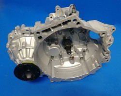Repair of the automatic gearbox on an Audi A8 Series 2 Quattro – 5.2i – Petrol – V10 40V 450CV – (2002–2007) - Image 5
